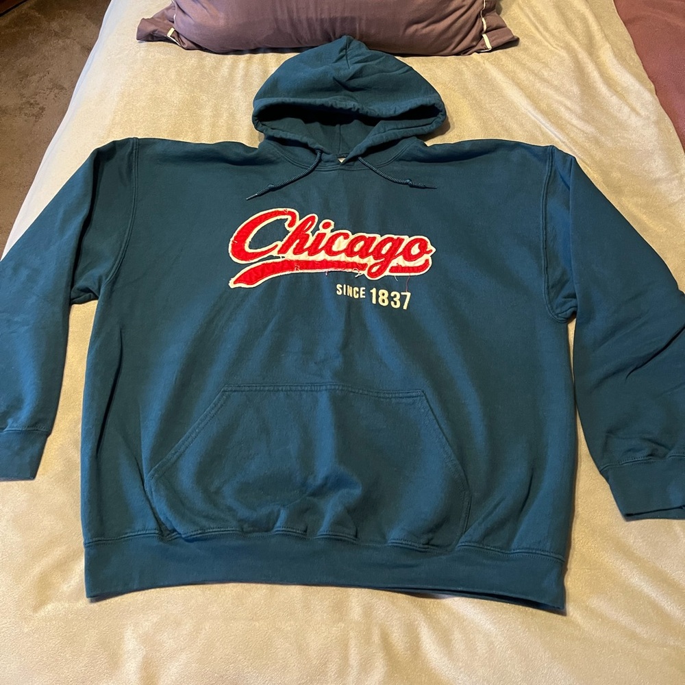 EUC Chicago Unisex hooded sweatshirts - XL